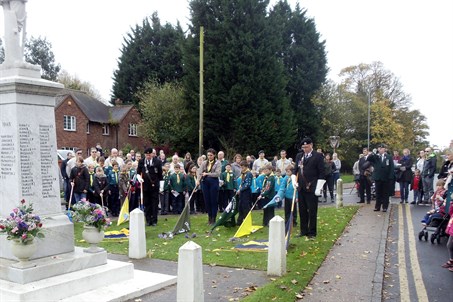 Arlesey - Remembrance Sunday 2015 001