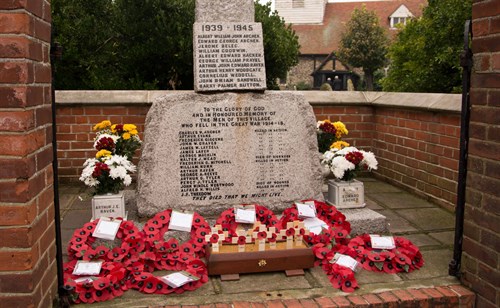 2014 Wreaths Horndon on the Hill