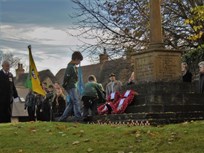 Scouts ' Lay Another Wreath