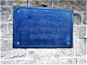 Chipping Warden WM Bus Shelter 's Plaque